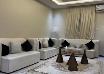 شقة بغرفتين نوم وصالة
