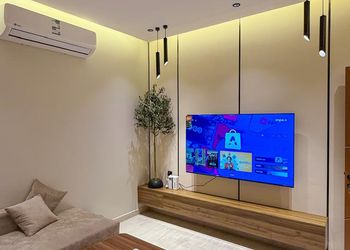 شقة بغرفة معيشة وغرفة نوم 