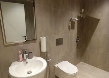 استديو بسرير ماستر وجلسة جانبية 
