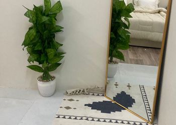 استديو بسرير ماستر وأثاث مريح 