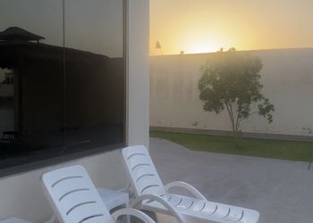 شاليه باطلاله على البحر