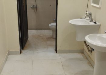 شاليه بمسبح خارجي وجلسة