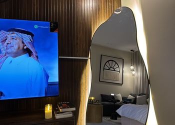 استديو هادئ بسرير ماستر 
