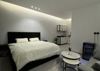 استديو بسرير ماستر ودخول ذاتي