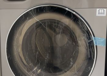 شقة بغرفتين نوم وصالة