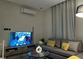 استديو هادئ بسرير ماستر 