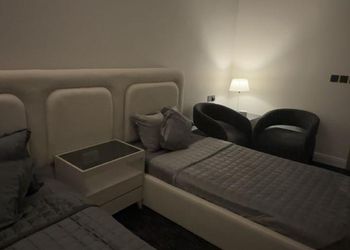 استديو بسريرين مفردة ودخول ذاتي 
