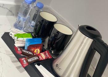 استديو بسرير ماستر وجلسة 