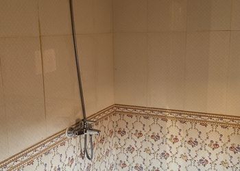 منتجع فندقي بمسطح اخضر