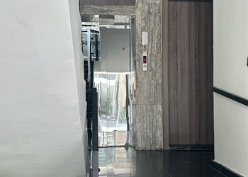 شقة بصالة وغرفة نوم 
