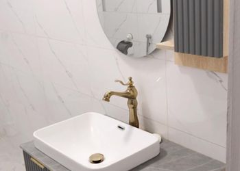 شاليه بمسبح خارجي ومسطح اخضر