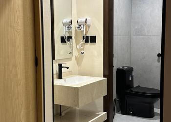 استديو هادئ بسرير ماستر 