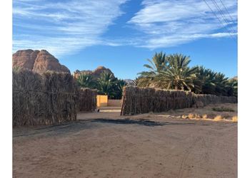 وحدة بغرفة نوم وأثاث مريح 