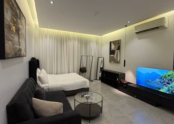 استديو بسرير ماستر