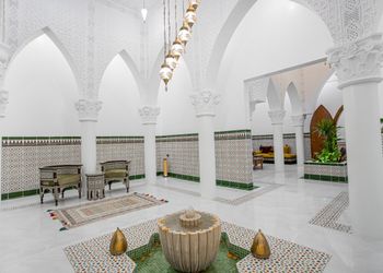 شاليه على الطراز الاندلسي