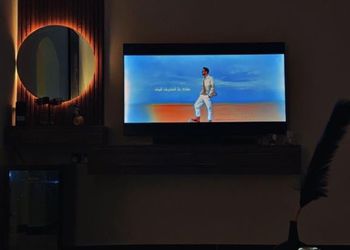 شقة بصالة انيقة ودخول ذاتي