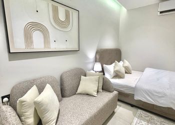 استديو دخول ذاتي وسرير ماستر