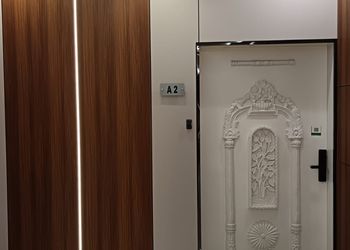 استديو بسرير ماستر وجلسة 