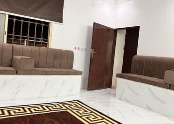 استراحة بمسطح اخضر ومجالس