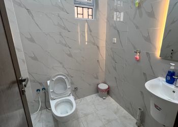 استديو بسرير ماستر