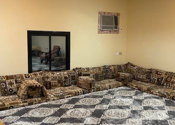 استراحة بمسبح خارجي 