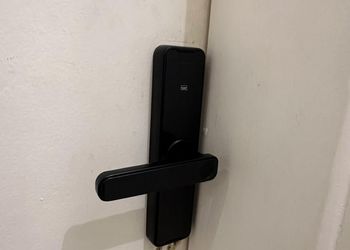 استديو هادئ بسرير ماستر 