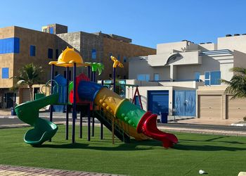 شقة بإطلالة مميزة على البحر 