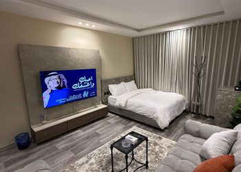 استديو هادئ بسرير ماستر 