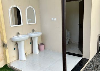استراحة بغرفتين نوم ومجلس