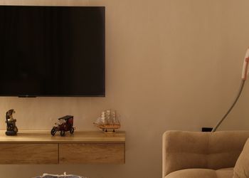 استديو بأثاث مريح وبسيط 