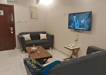 شقة بثلاث غرف نوم 