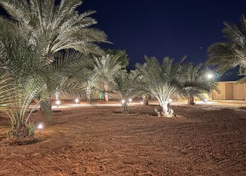 استراحة بجلسة خارجية ومجالس واسعة