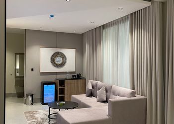 استديو بدخول ذاتي وتصميم أنيق 