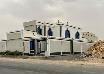 شاليه بمسبح 
