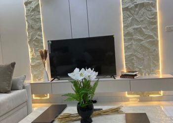 شقة بغرفة معيشة وغرفتين نوم 