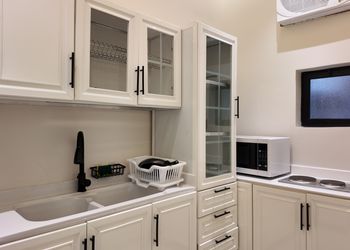 شقة بغرفتين نوم وصالة 