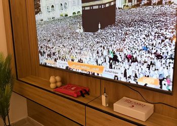 استديو بسرير ماستر وجلسة جانبية