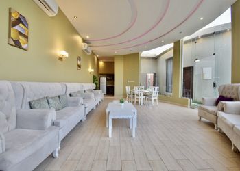 شاليه بركن شواء ,,مسطح اخضر, 