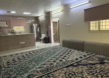 مزرعة بأجواء ريفية  وجلسة خارجية 