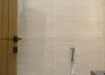 شقة بغرفتين نوم وأثاث هادئ