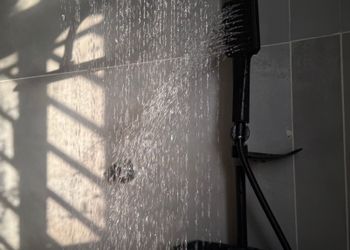 استديو هادئ بسرير ماستر 
