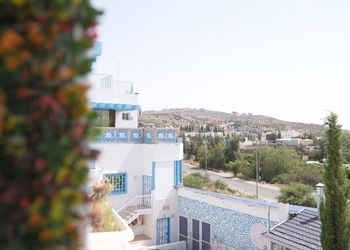 شالية ثلاث غرف نوم وصالة وبلكونه
