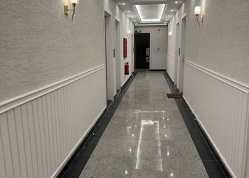استديو بسرير ماستر وجلسة جانبية 