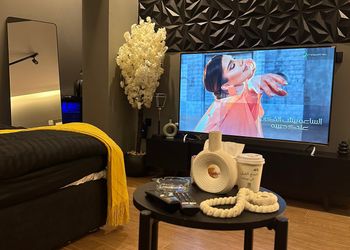 استديو هادئ بسرير ماستر