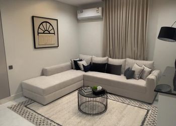 شقة بدخول ذاتي وغرفة نوم مريحة 