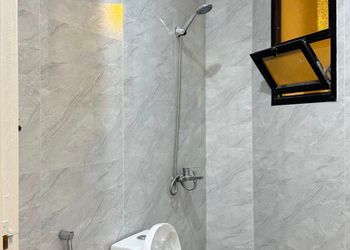 استديو بسرير ماستر وجلسة جانبية 