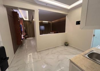 استديو بسرير ماستر وجلسة جانبية