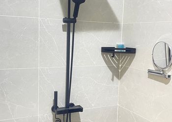 استديو هادئ بسرير ماستر 