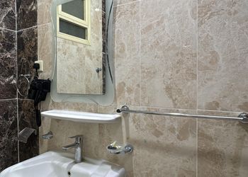 استديو بسرير ماستر وجلسة خارجية 