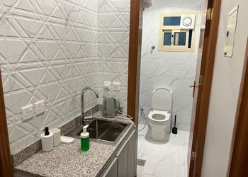 استديو هادئ بدخول ذاتي 